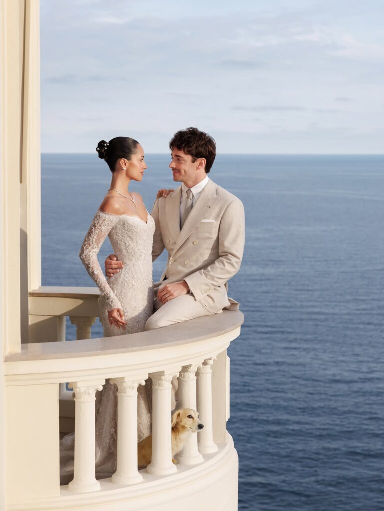 Alexandra Saint Mleux et Charles Leclerc lors de leur mariage à Monaco