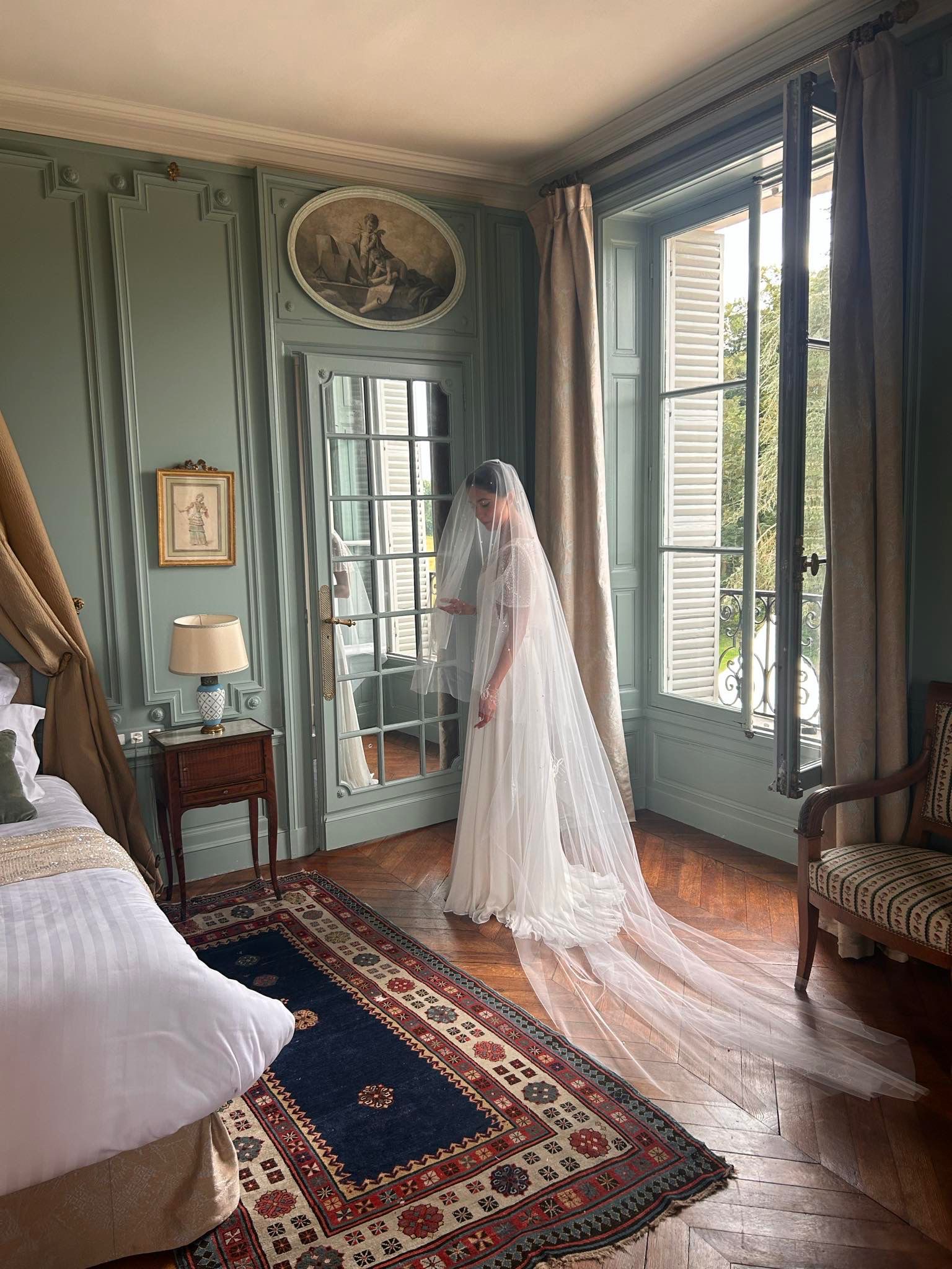 Voile long avec retour visage